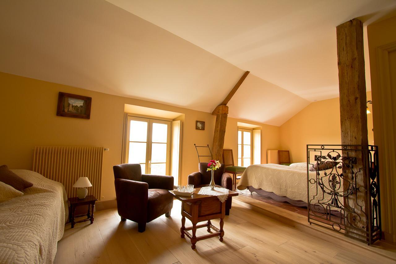 Bed and Breakfast La Petite Ferme Cherence Екстер'єр фото